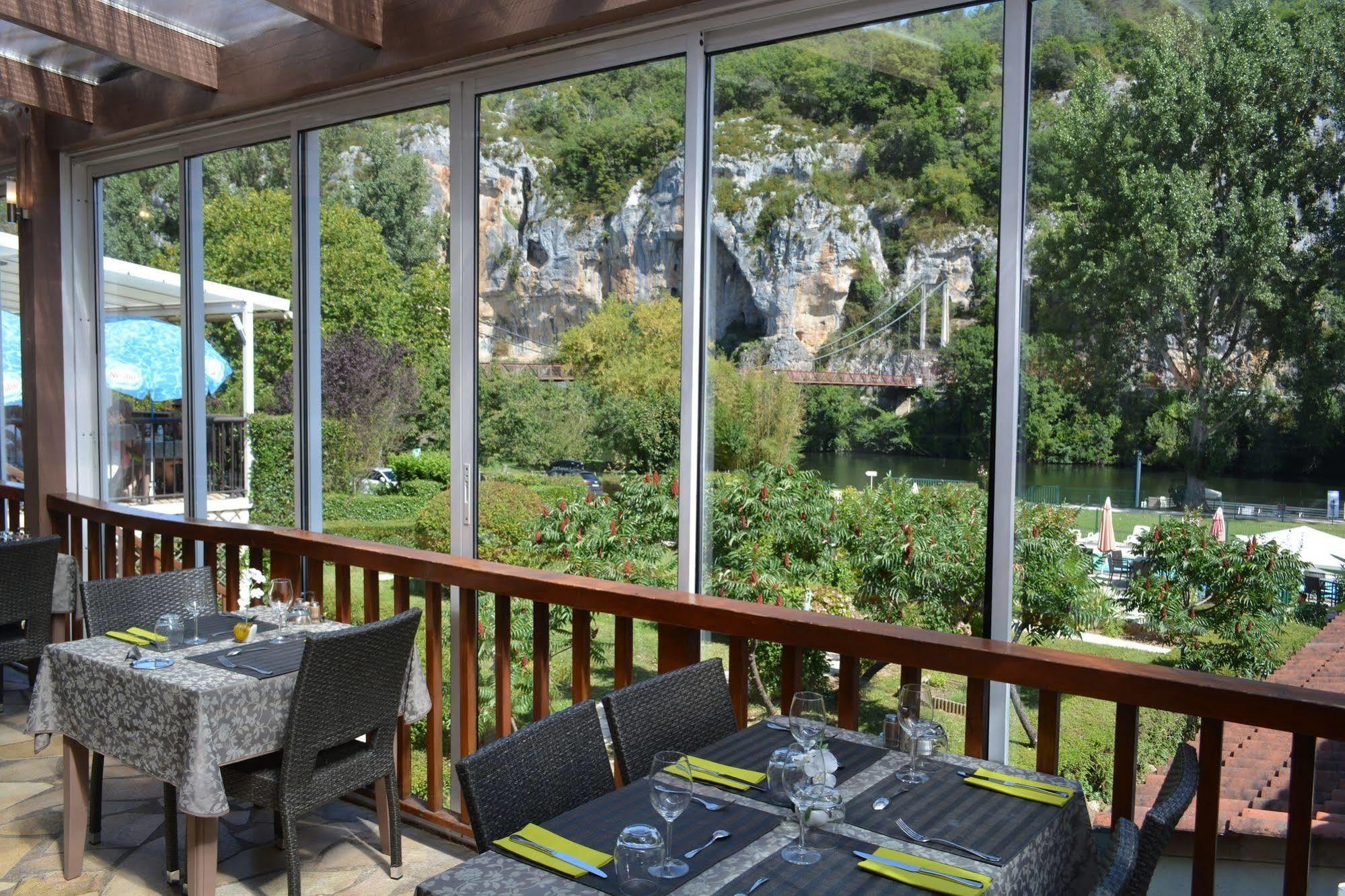 Hotel Restaurant Les Falaises Bouziès Eksteriør billede