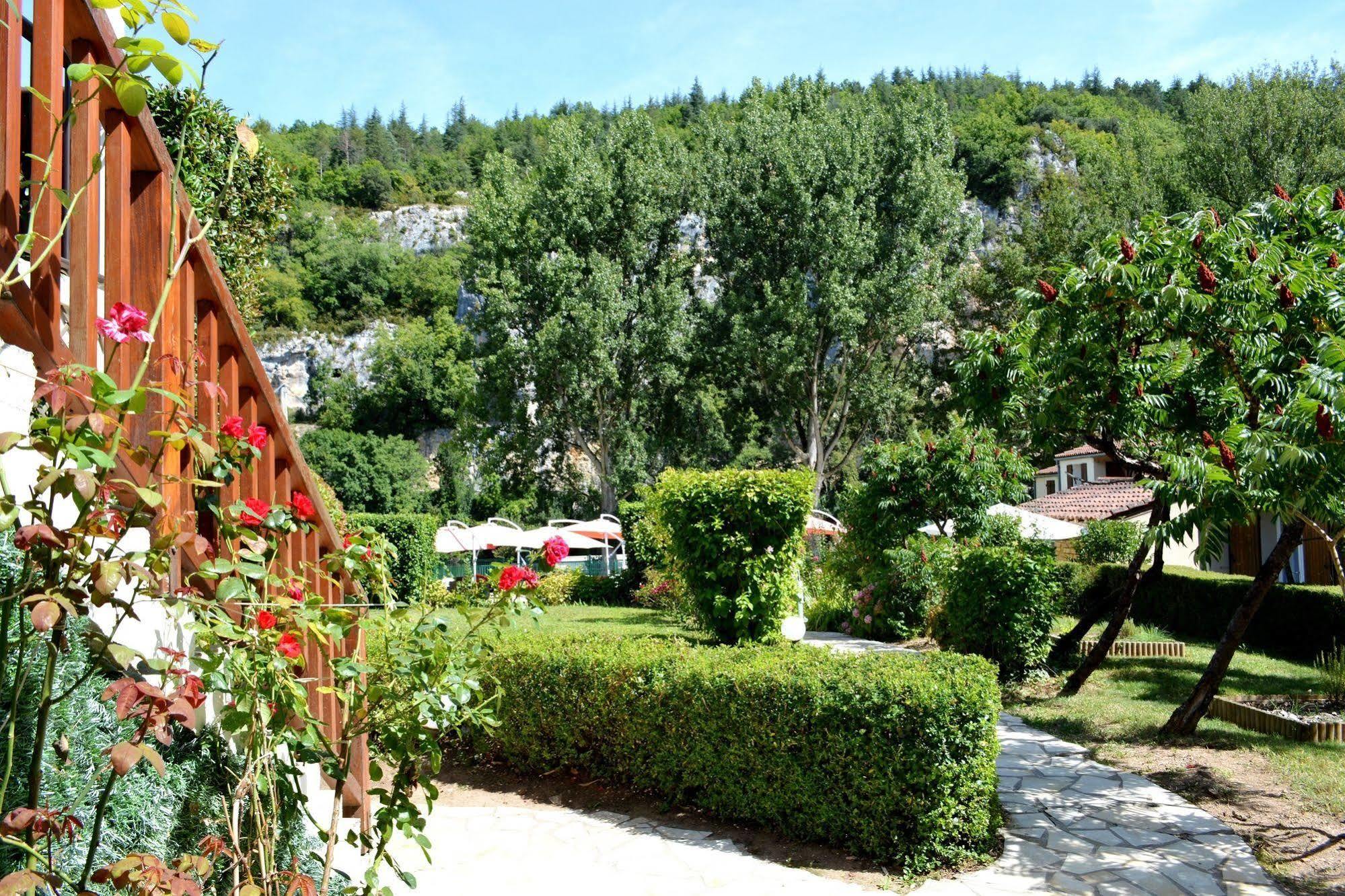 Hotel Restaurant Les Falaises Bouziès Eksteriør billede